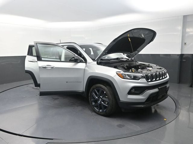 2026 Jeep Compass Base