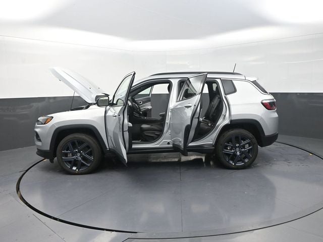 2026 Jeep Compass Base