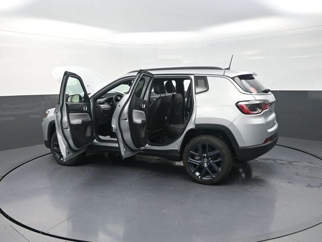2026 Jeep Compass Base