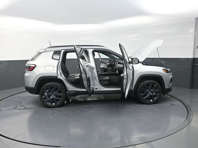 2026 Jeep Compass Base