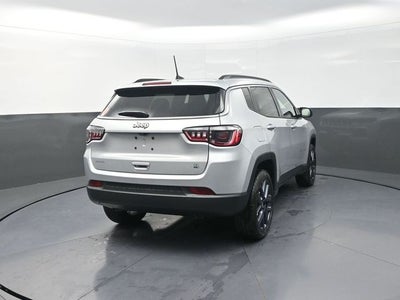 2026 Jeep Compass Base