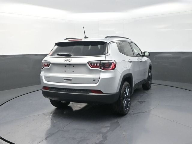 2026 Jeep Compass Base