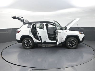 2026 Jeep Compass Trailhawk