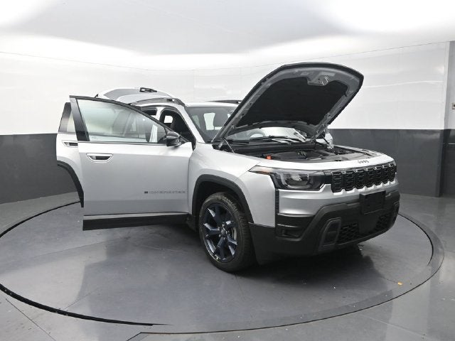 2026 Jeep Cherokee Base