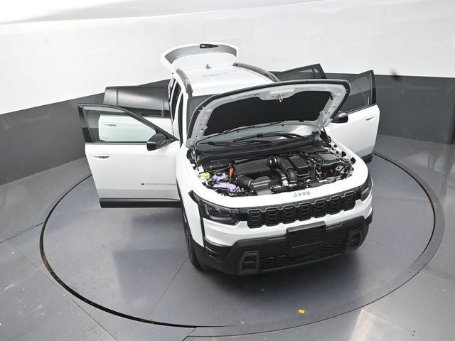 2026 Jeep Cherokee Base