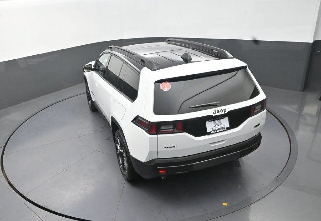2026 Jeep Cherokee Overland
