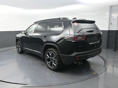 2026 Jeep Cherokee Overland