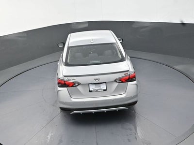 2024 Nissan Versa 1.6 SR
