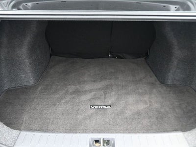 2024 Nissan Versa 1.6 SR