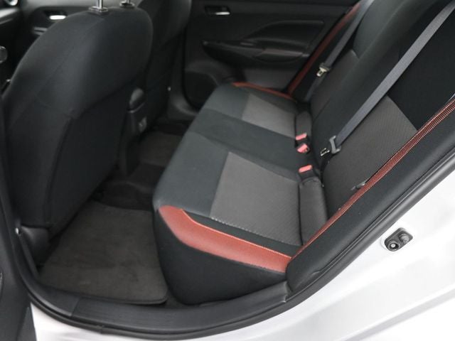 2024 Nissan Versa 1.6 SR