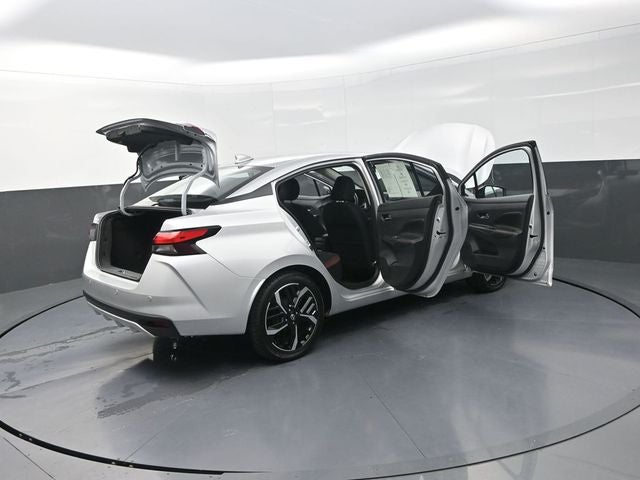 2024 Nissan Versa 1.6 SR