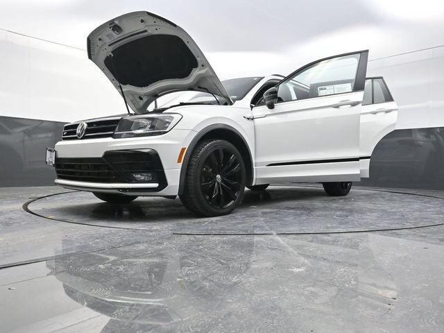 2021 Volkswagen Tiguan 2.0T SE R-Line Black