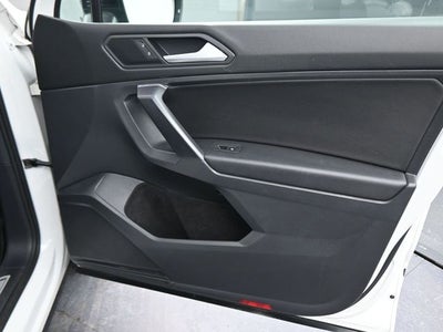 2021 Volkswagen Tiguan 2.0T SE R-Line Black