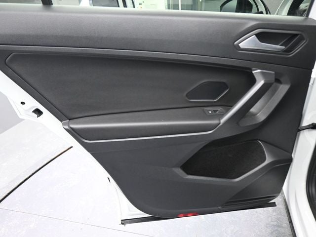 2021 Volkswagen Tiguan 2.0T SE R-Line Black