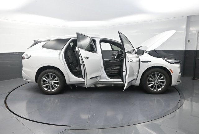 2023 Buick Enclave Avenir