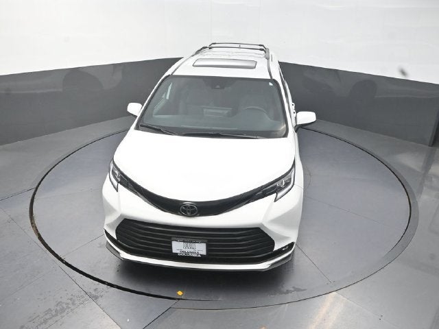 2026 Toyota Sienna Woodland Edition