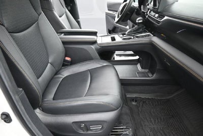 2026 Toyota Sienna Woodland Edition