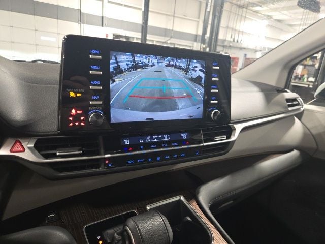 2022 Toyota Sienna XLE 7 Passenger