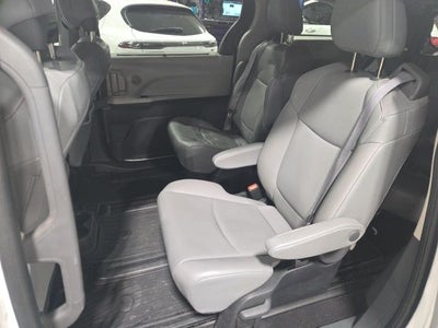 2022 Toyota Sienna XLE 7 Passenger