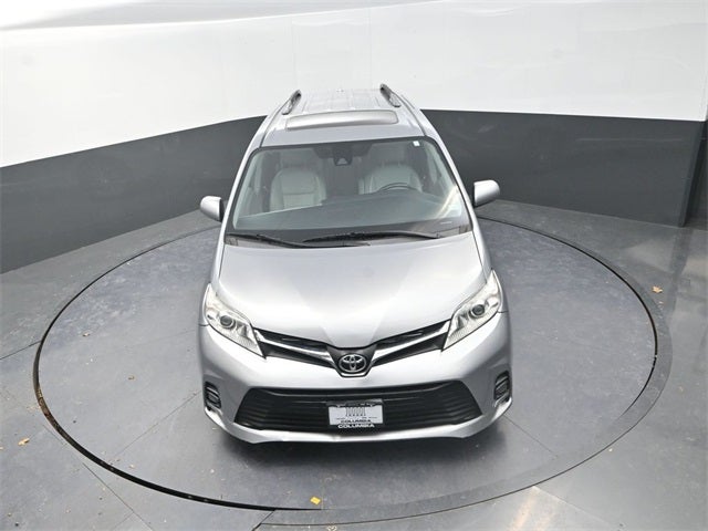 2018 Toyota Sienna XLE 7 Passenger