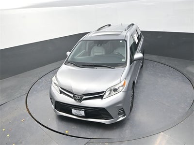 2018 Toyota Sienna XLE 7 Passenger