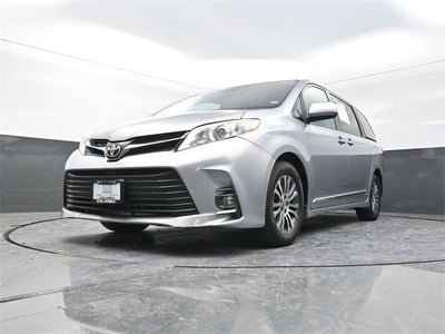 2018 Toyota Sienna XLE 7 Passenger