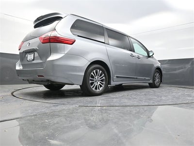 2018 Toyota Sienna XLE 7 Passenger