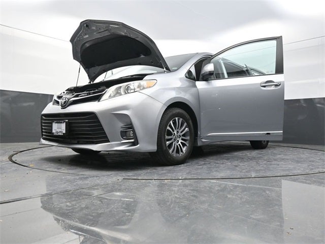 2018 Toyota Sienna XLE 7 Passenger