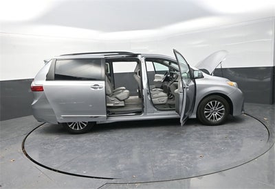 2018 Toyota Sienna XLE 7 Passenger