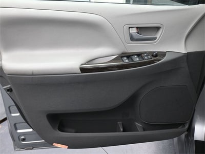 2018 Toyota Sienna XLE 7 Passenger