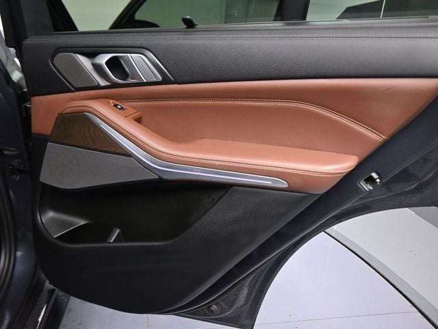 2021 BMW X5 M50i