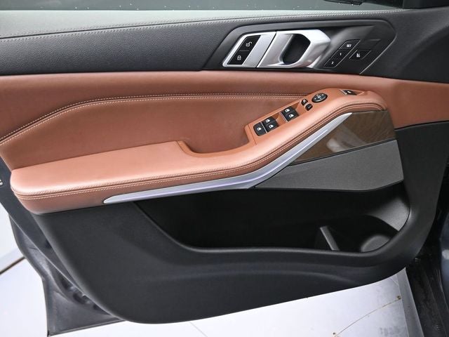 2021 BMW X5 M50i