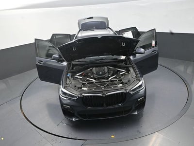 2021 BMW X5 M50i