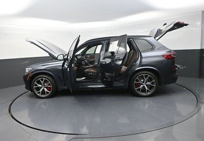 2021 BMW X5 M50i