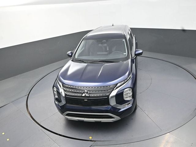 2024 Mitsubishi Outlander Base