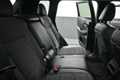 2024 Mitsubishi Outlander Base