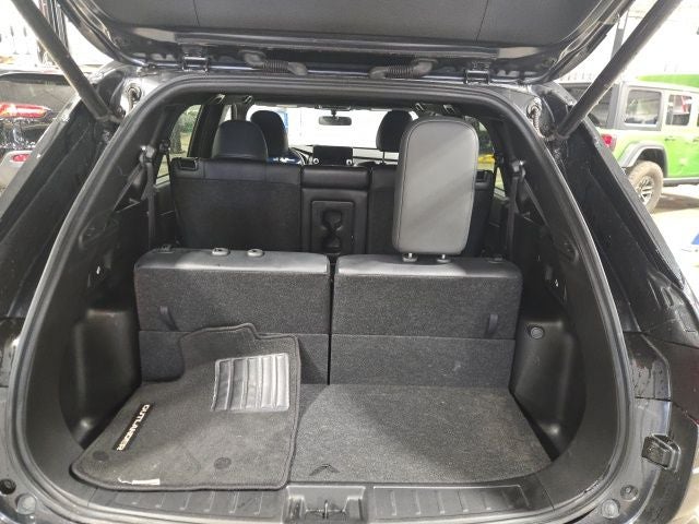 2024 Mitsubishi Outlander Base