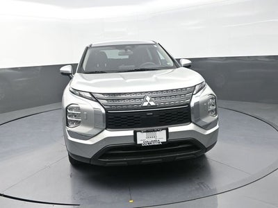 2022 Mitsubishi Outlander ES