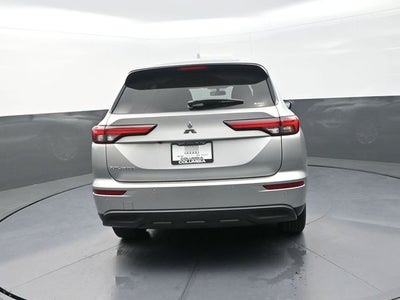 2022 Mitsubishi Outlander ES