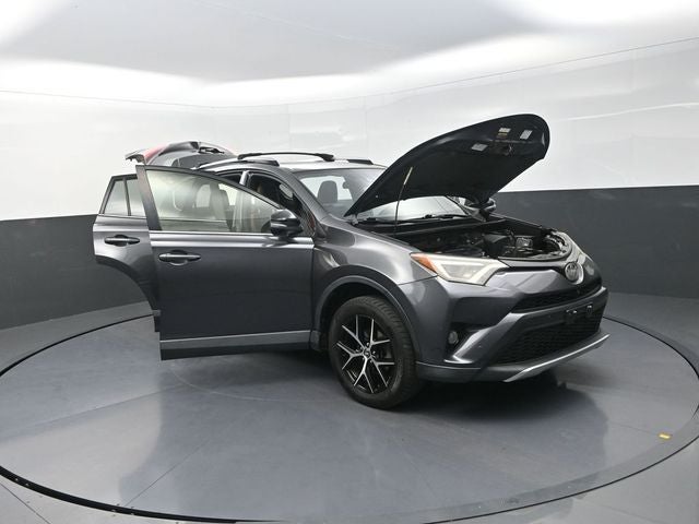 2016 Toyota RAV4 SE