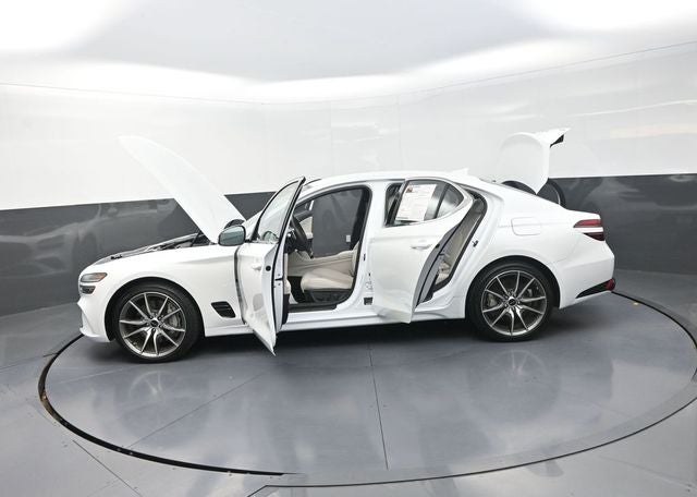 2025 Genesis G70 2.5T
