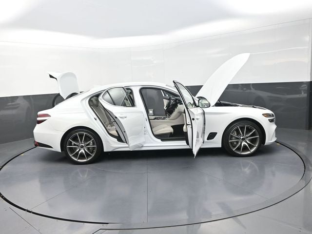 2025 Genesis G70 2.5T