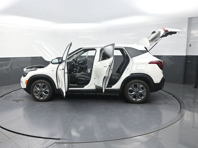 2024 Kia Seltos LX