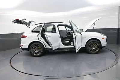 2017 Porsche Cayenne E-Hybrid S