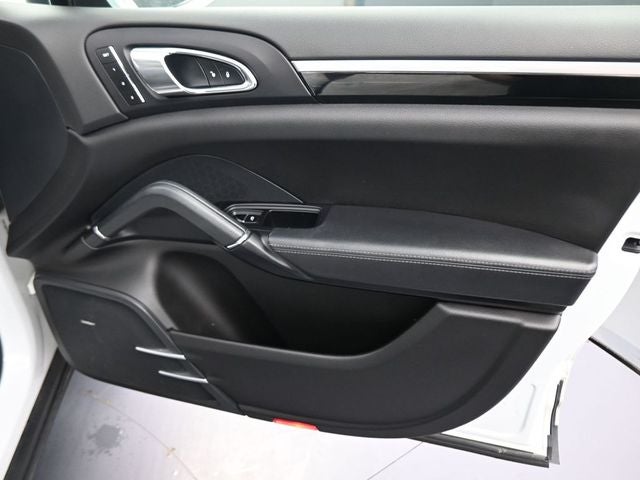 2017 Porsche Cayenne E-Hybrid S