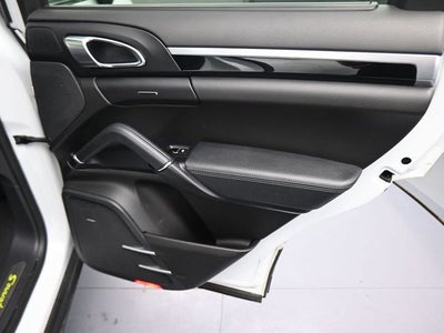 2017 Porsche Cayenne E-Hybrid S