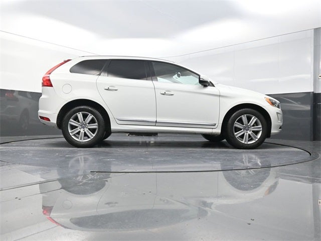 2016 Volvo XC60 T5 Premier