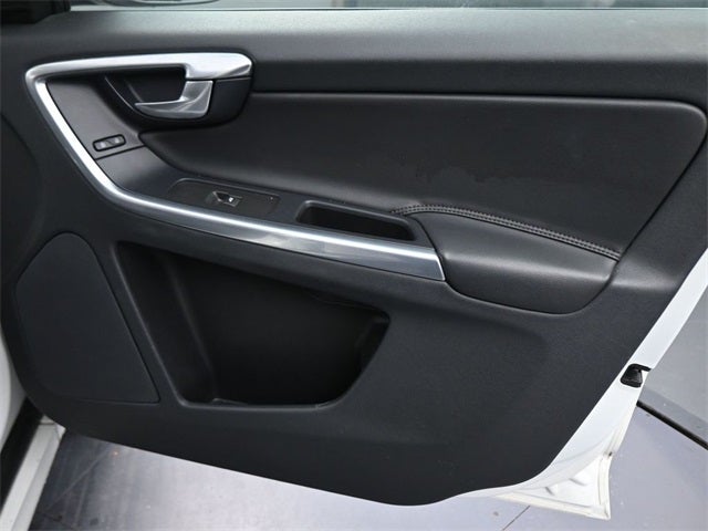 2016 Volvo XC60 T5 Premier