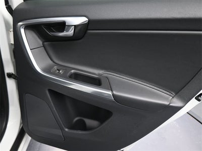 2016 Volvo XC60 T5 Premier