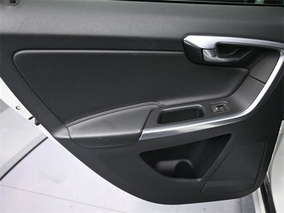 2016 Volvo XC60 T5 Premier